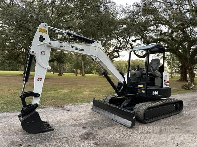 Bobcat E 50 소형 굴삭기 7톤 미만