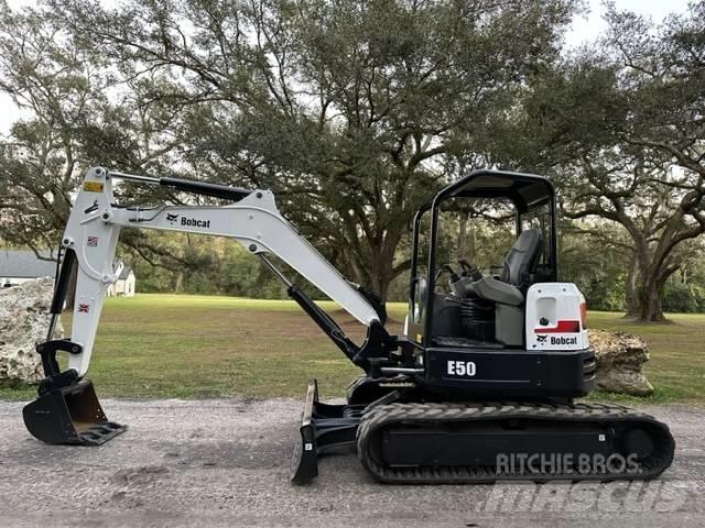 Bobcat E 50 소형 굴삭기 7톤 미만