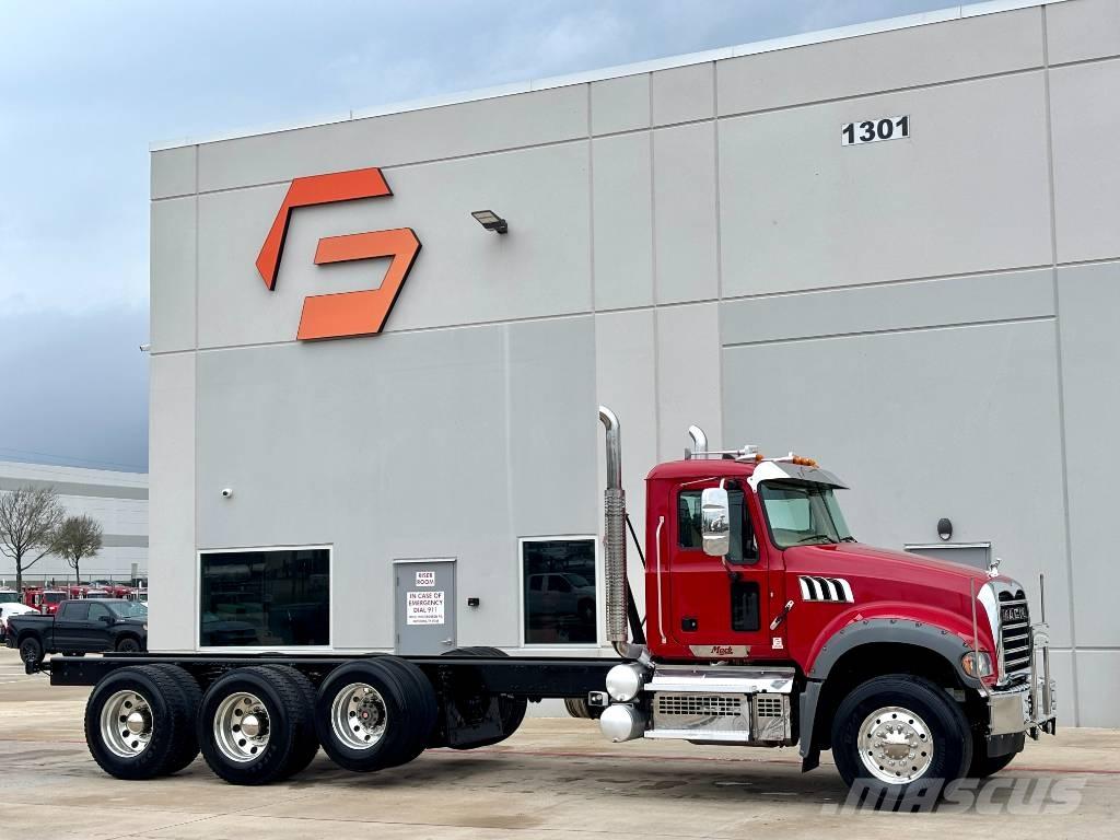 Mack Granite 트랙터 유닛