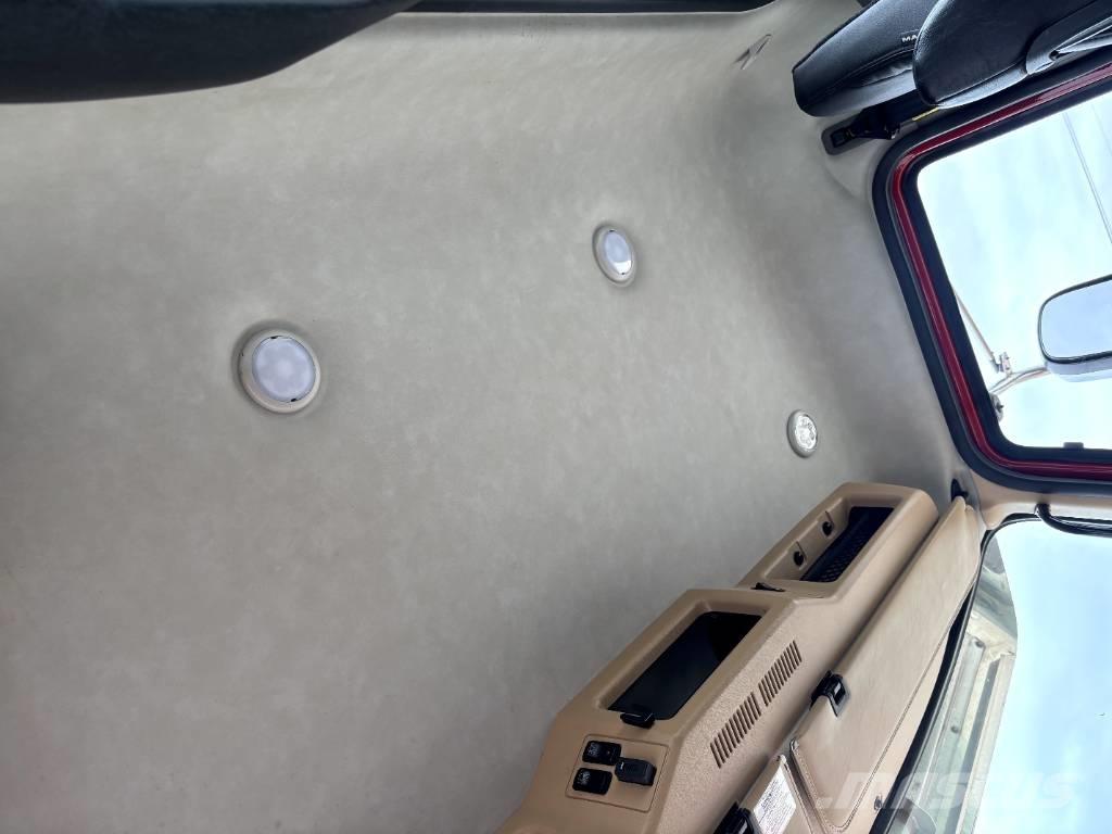 Mack Granite 트랙터 유닛