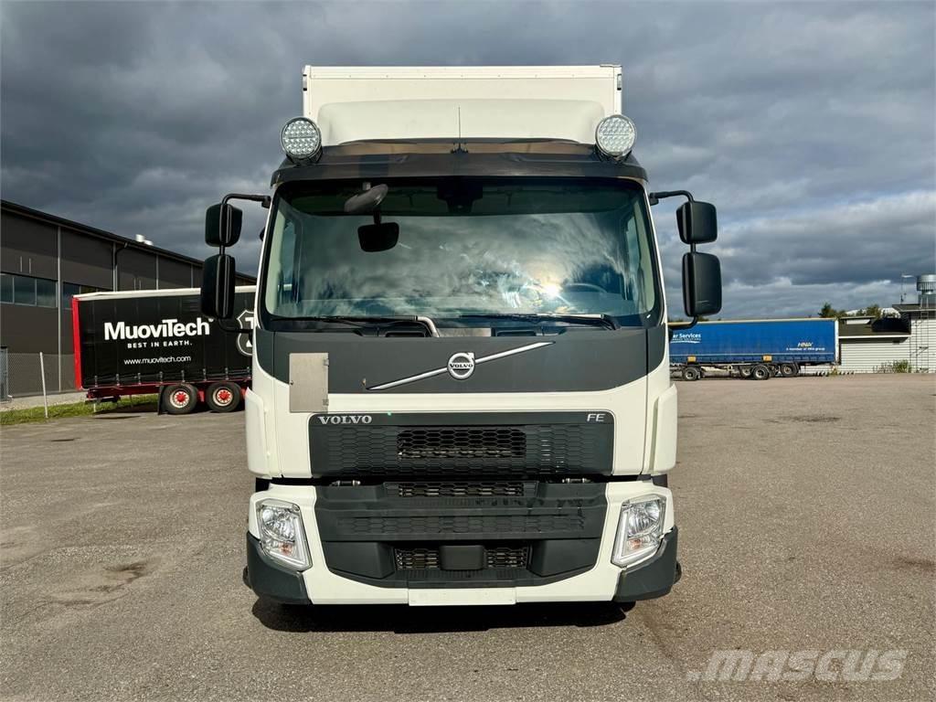 Volvo FE320 4x2 탑차 트럭