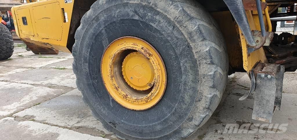 Bell B 40 D 연결식 홀러