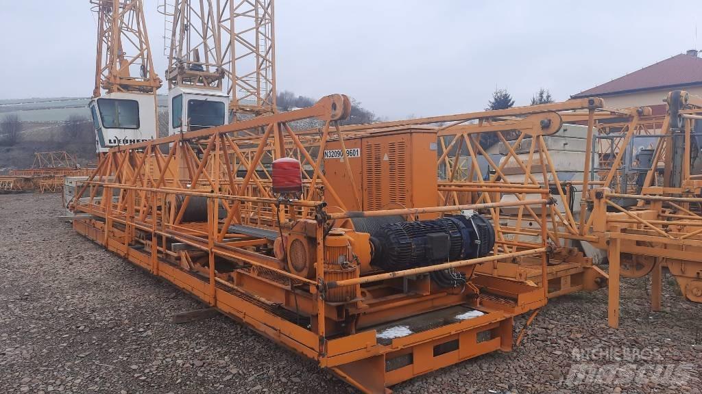 Liebherr 112 EC-H 8 타워 크레인