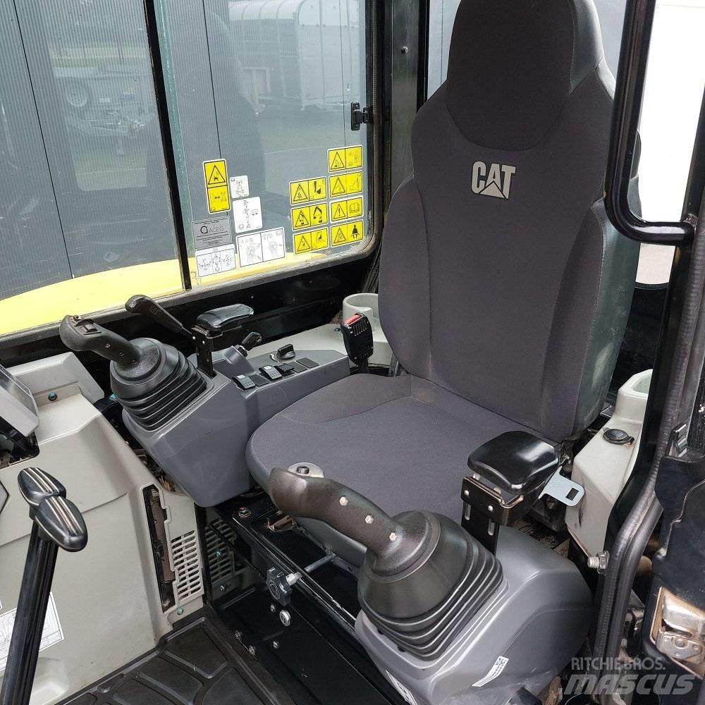 CAT 303.5E2CR 소형 굴삭기 7톤 미만