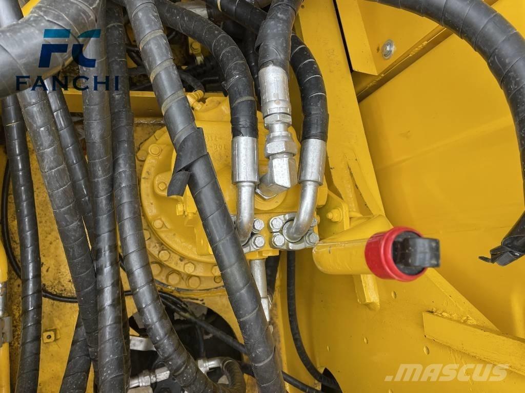 Komatsu PC210 대형 굴삭기 29톤 이상