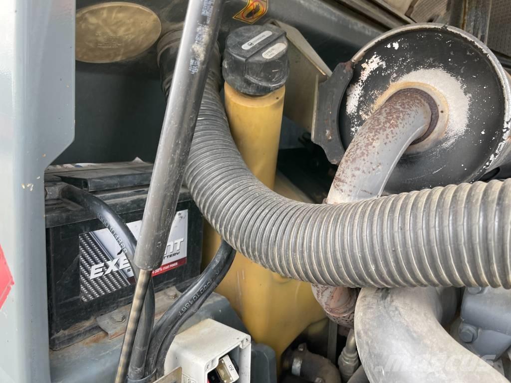 Kramer 346  휠로우더