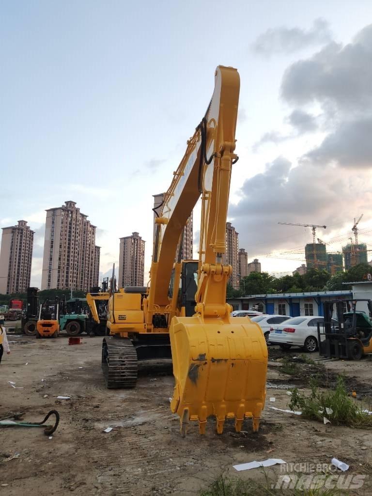 Komatsu PC 200-7 중형굴삭기 7톤-28톤