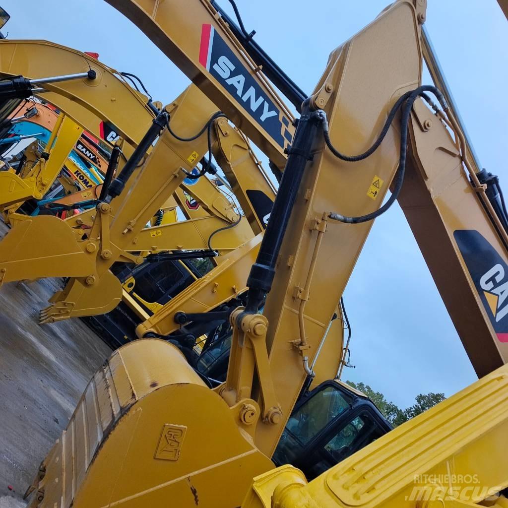CAT 320 D 대형 굴삭기 29톤 이상
