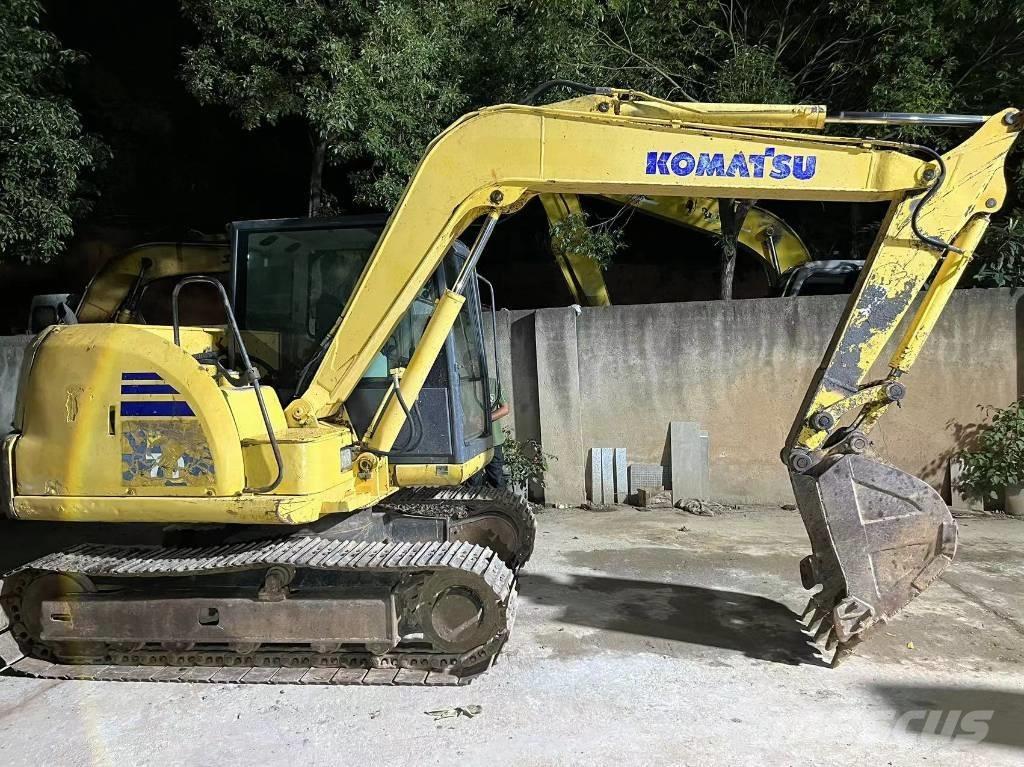 Komatsu PC 70-8 대형 굴삭기 29톤 이상