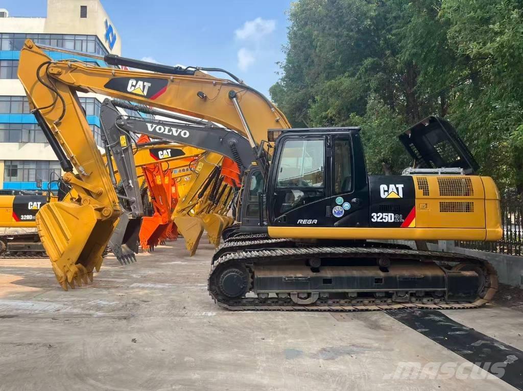 CAT 325 D L 대형 굴삭기 29톤 이상