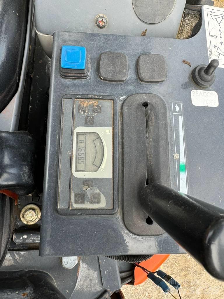 Hitachi ZX19U-5 소형 굴삭기 7톤 미만