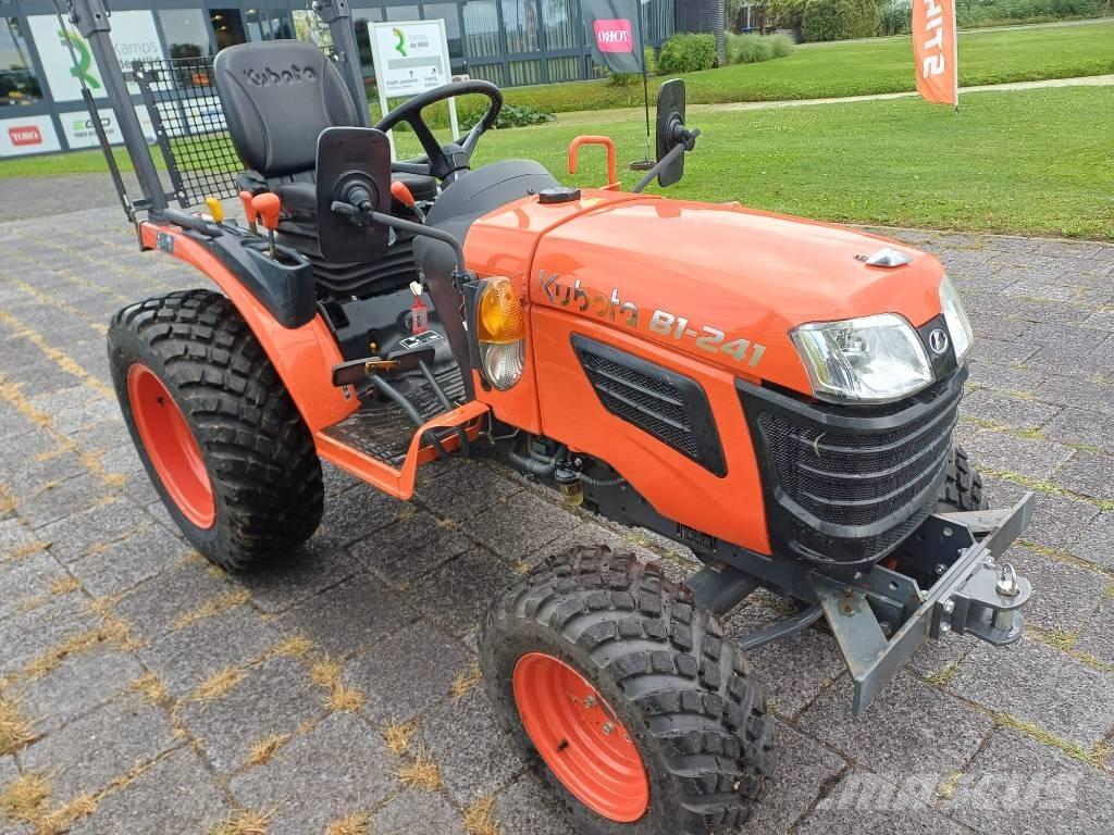 Kubota B1-241 소형 트랙터