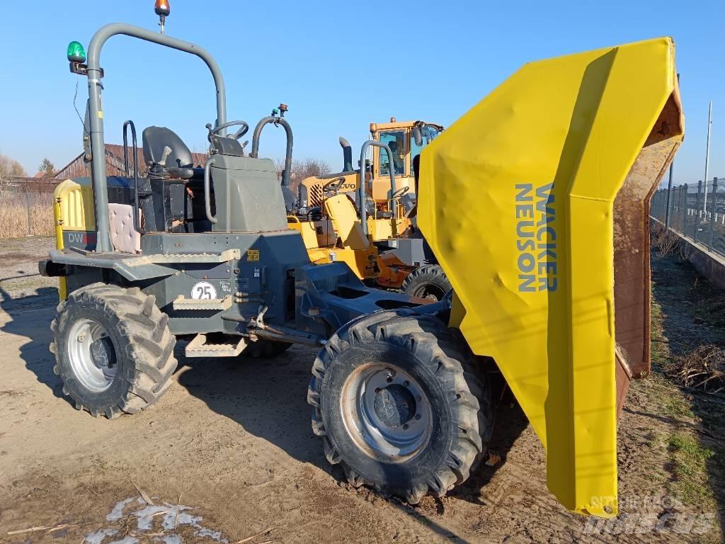 Wacker Neuson DW 60 건설현장 덤프트럭
