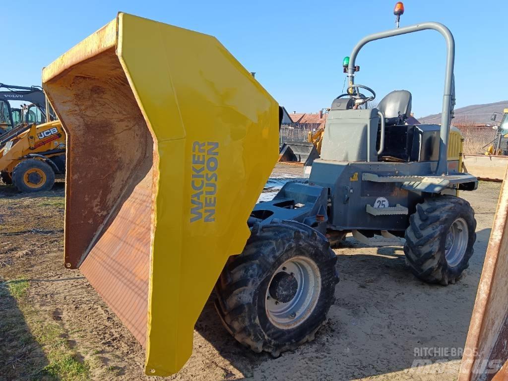 Wacker Neuson DW 60 건설현장 덤프트럭
