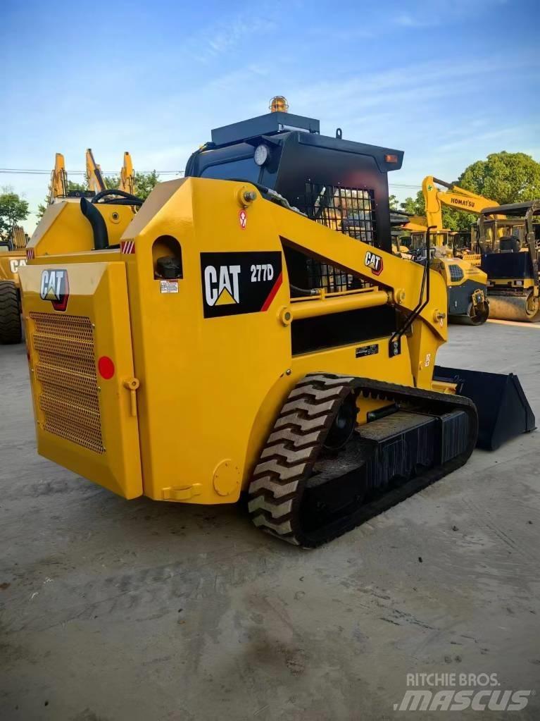 CAT 277 D  스키드로더