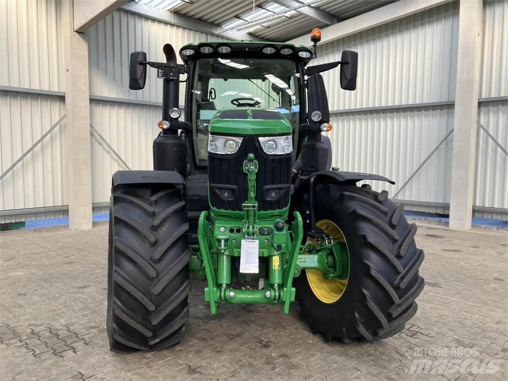 John Deere 6R 250 트랙터