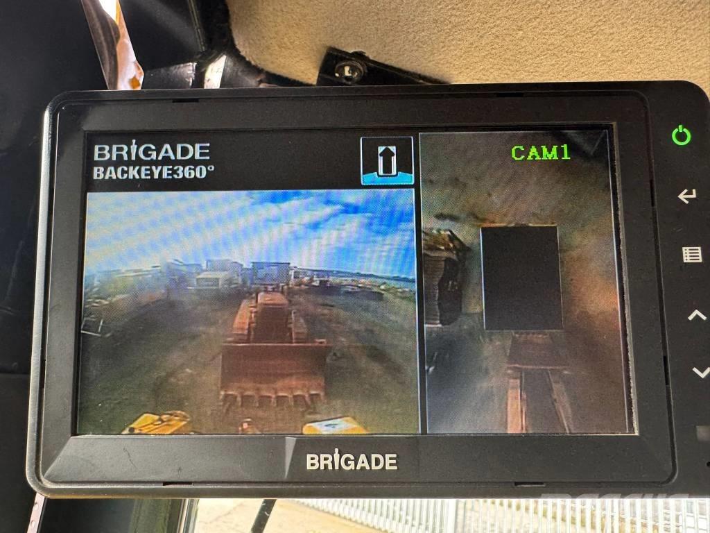 Komatsu D61PX-24 크롤러 도저