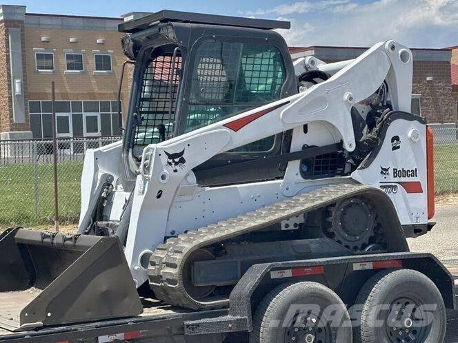 Bobcat T 770  스키드로더