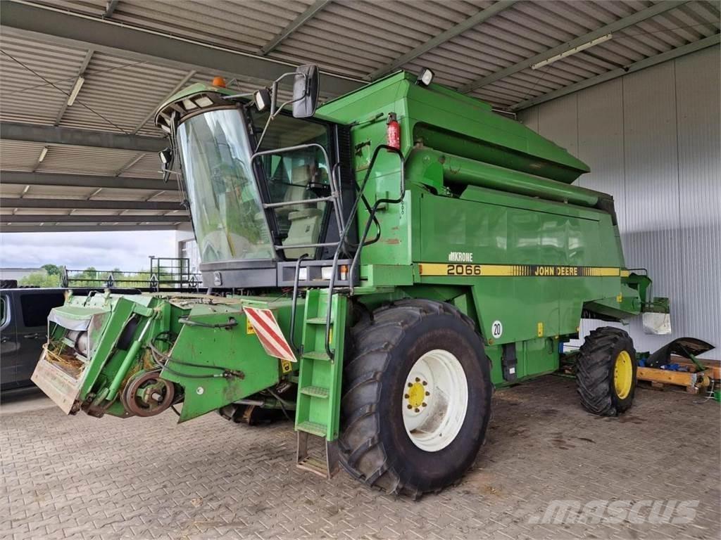 John Deere 2066 콤바인 수확기