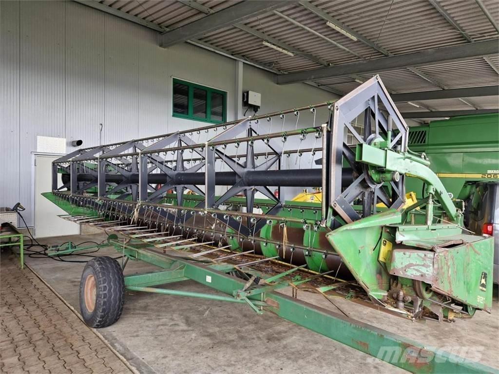 John Deere 2066 콤바인 수확기