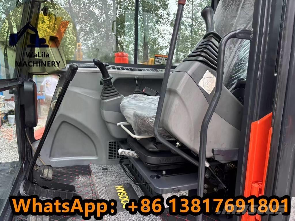 Doosan DX 60 소형 굴삭기 7톤 미만