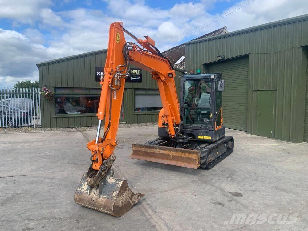 Doosan DX 62 R-3 소형 굴삭기 7톤 미만