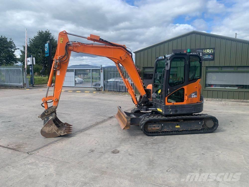 Doosan DX 62 R-3 소형 굴삭기 7톤 미만