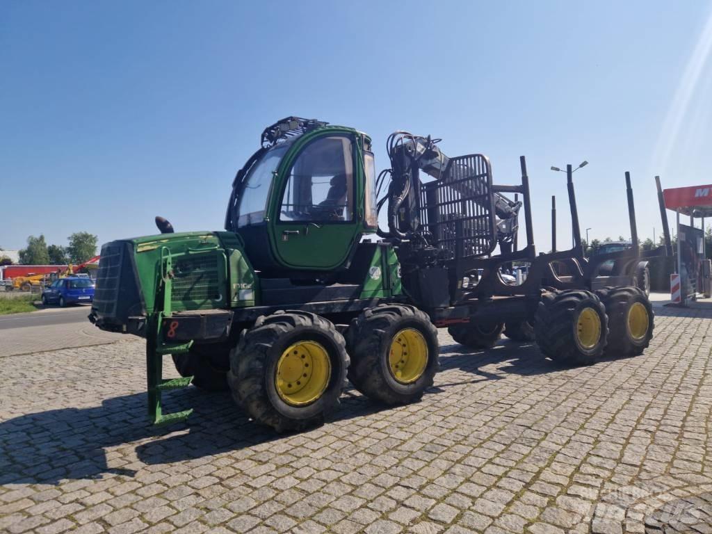 John Deere 1010 E 원목 포워더