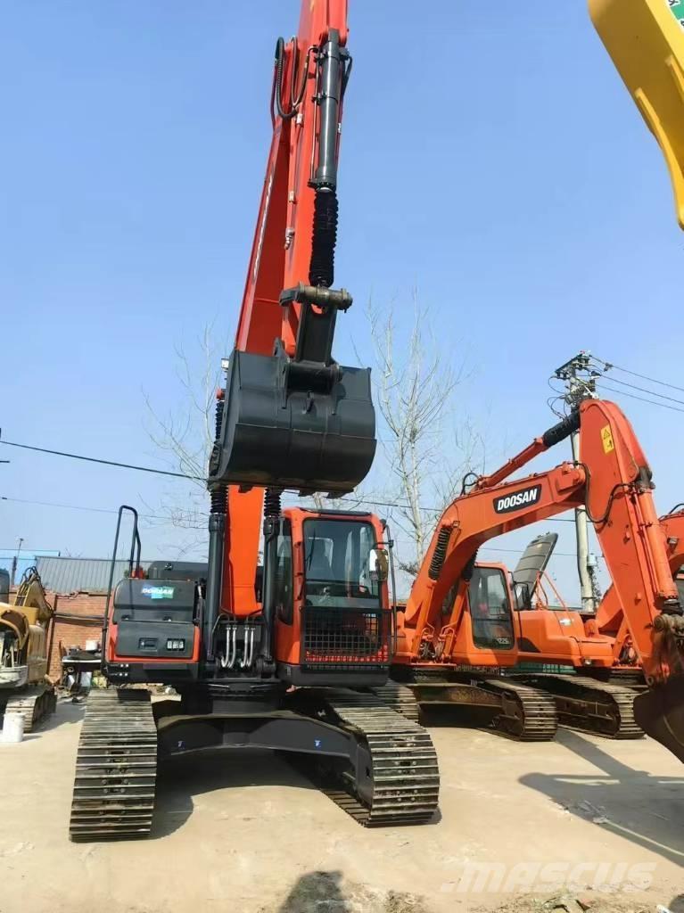 Doosan 225LC-9C 대형 굴삭기 29톤 이상