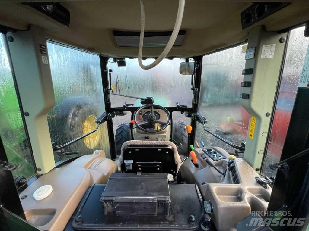 John Deere 5085 GF 트랙터