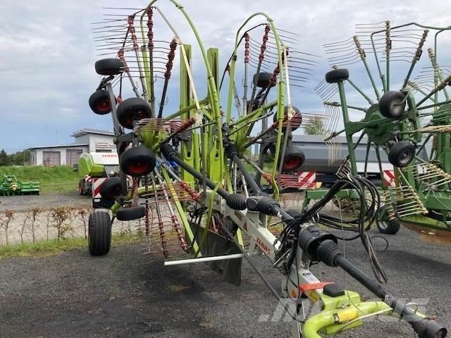 CLAAS Liner 2800 수확기