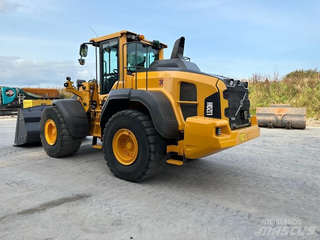Volvo L 120 H  휠로우더