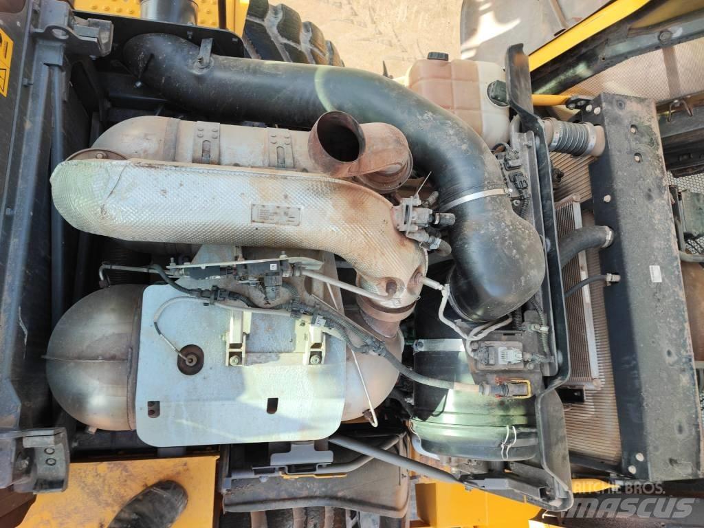 Volvo L 120 H  휠로우더