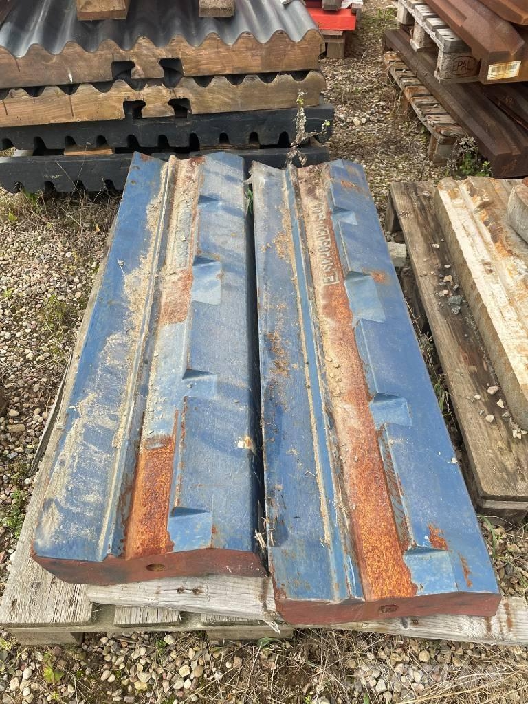 SBM 1312 이동식 분쇄기