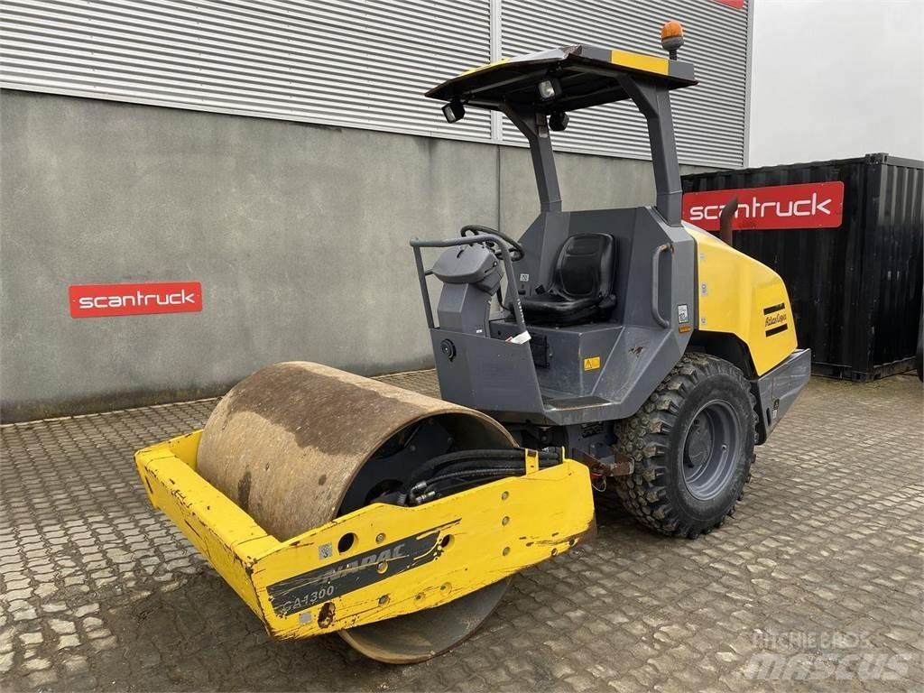 Dynapac CA1300D 롤러