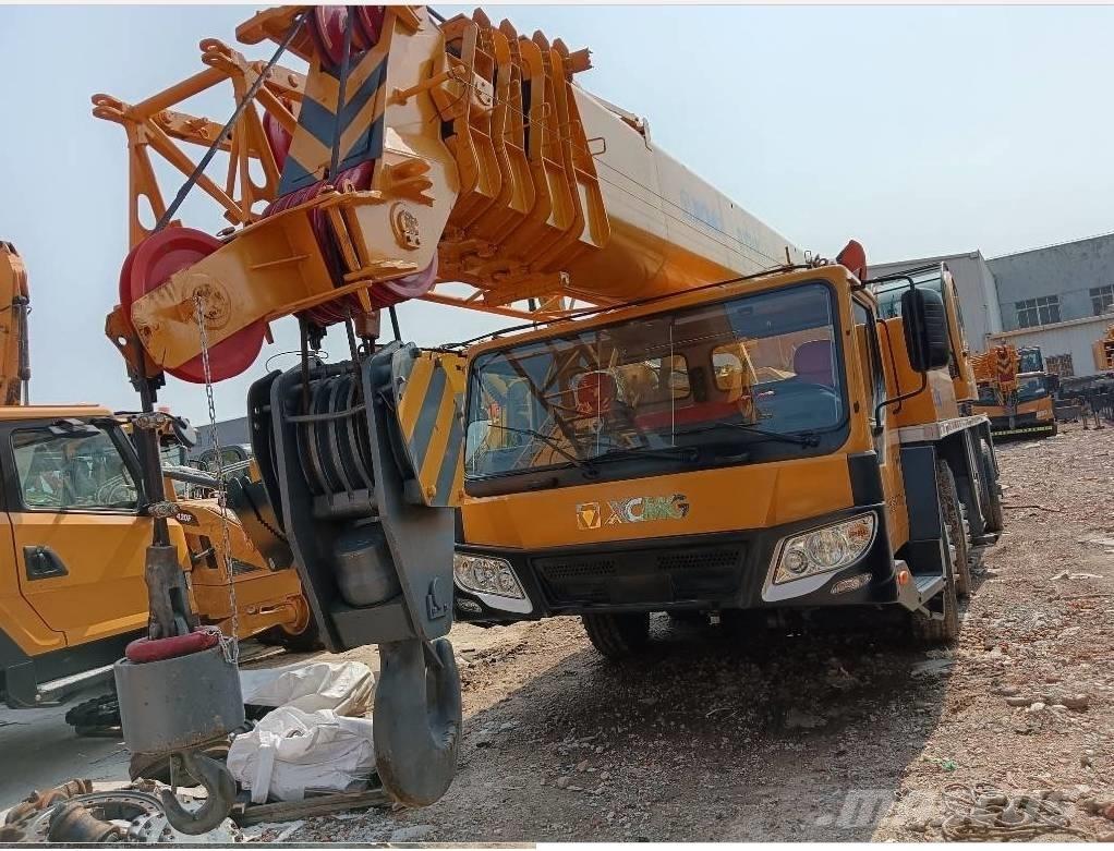 XCMG QY 70 K A/T 크레인