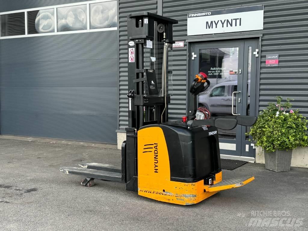 Hyundai 15ESR 보행식 리치 지게차