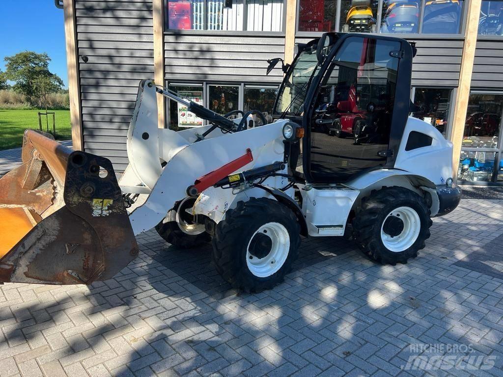 Yanmar 1201  휠로우더