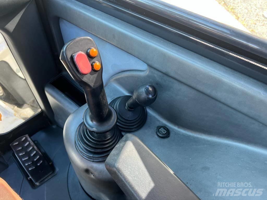 Yanmar 1201  휠로우더