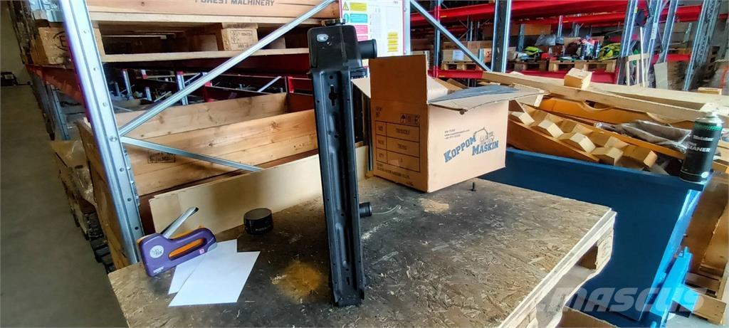 Ford 81875325 엔진