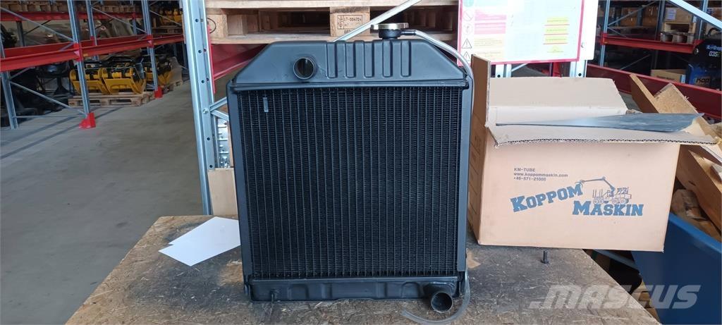 Ford 81875325 엔진