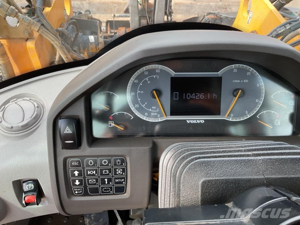 Volvo L110H  휠로우더