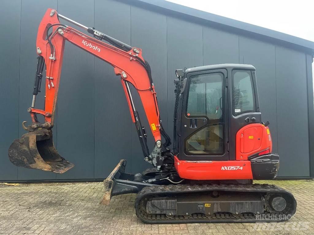 Kubota Kx057 소형 굴삭기 7톤 미만