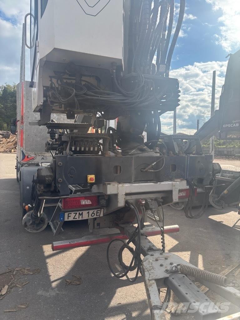 Scania R650B6X4NB 목재 트럭