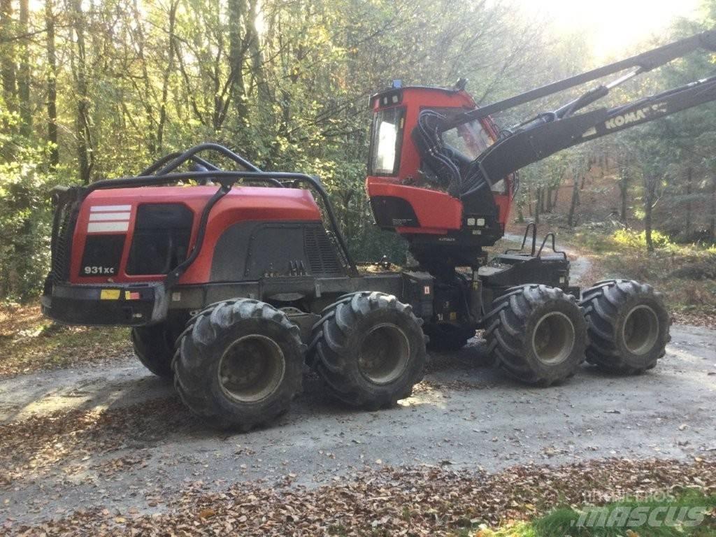 Komatsu 931 XC 원목 하베스터