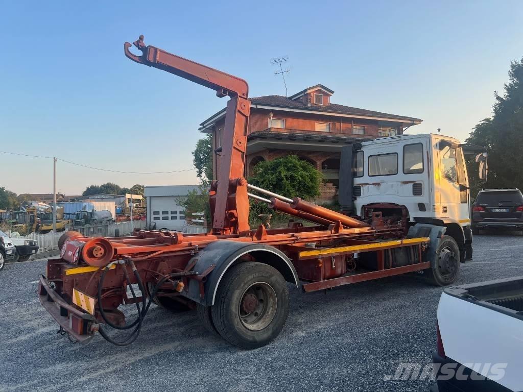 Iveco 150E 23 탑차 트럭