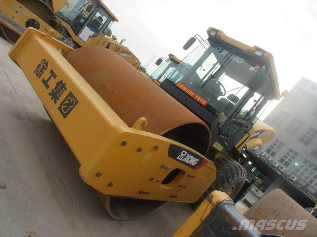 XCMG XS 263 J 싱글 드럼 롤러