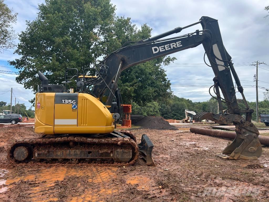 DEERE 135G 대형 굴삭기 29톤 이상