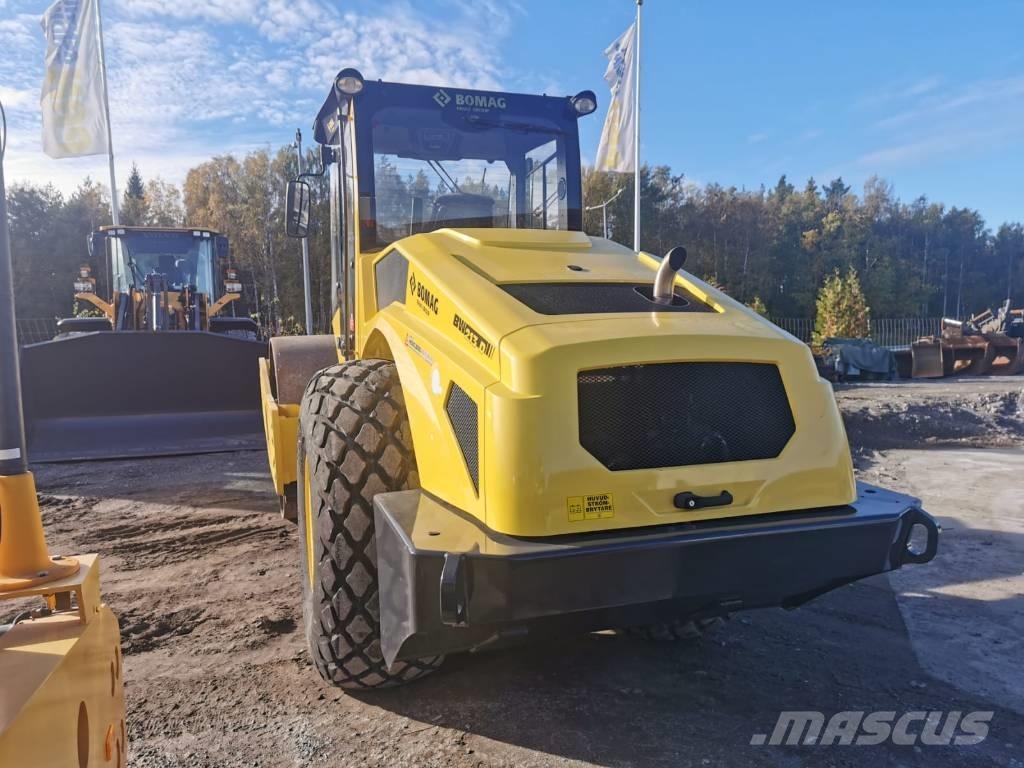 Bomag BW213D-5 싱글 드럼 롤러