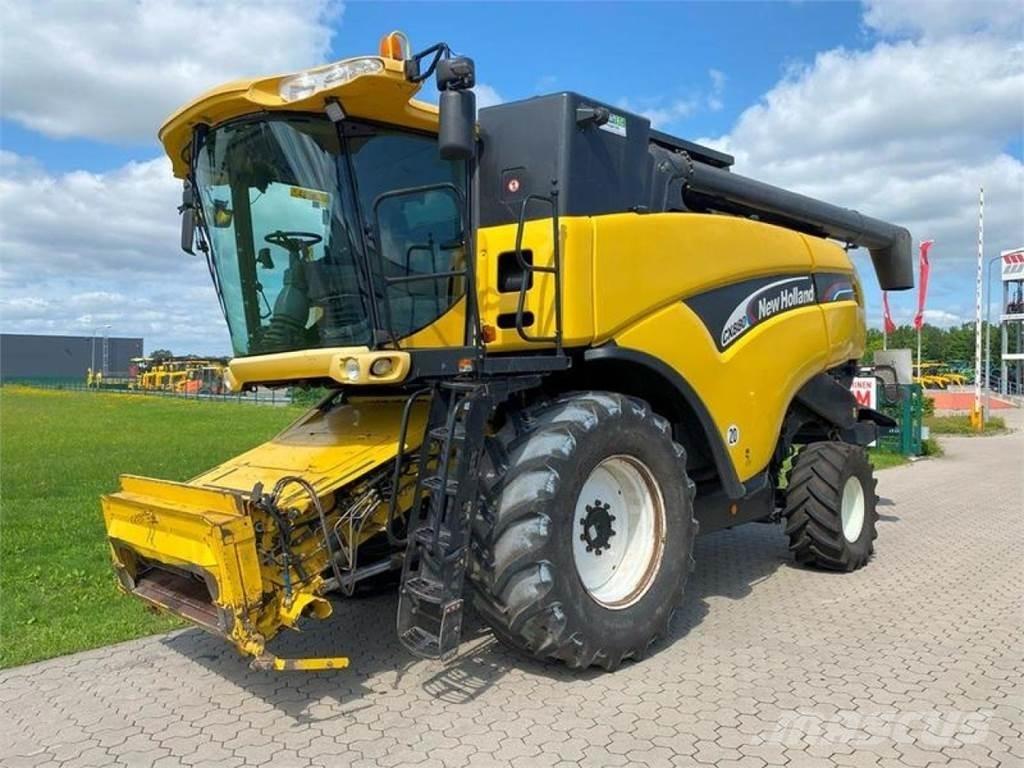 New Holland CX 880 콤바인 수확기